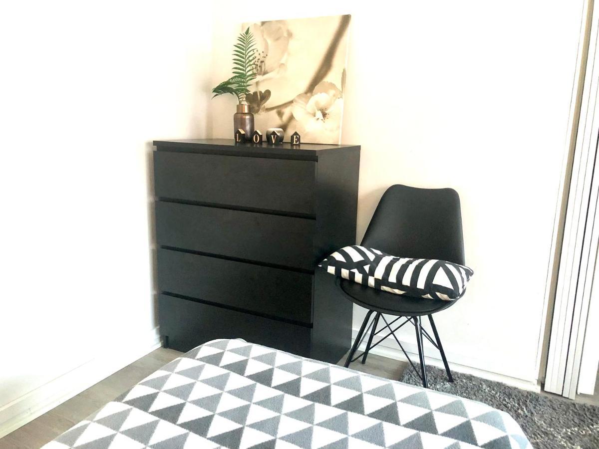 Scandinavian Home 17 City Center Tyoemiehenkatu 2B Helsinki Esterno foto