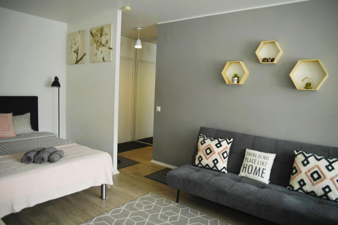 Scandinavian Home 17 City Center Tyoemiehenkatu 2B Helsinki Esterno foto